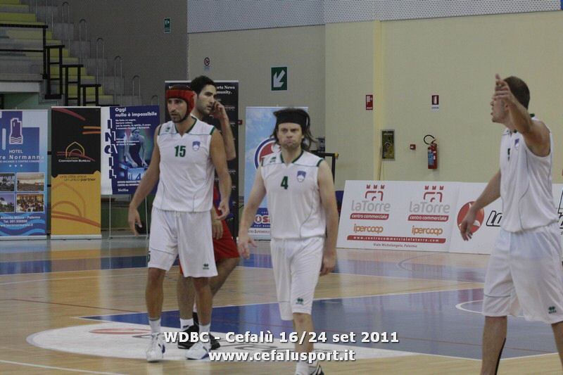 110923 basket 141_tn.jpg